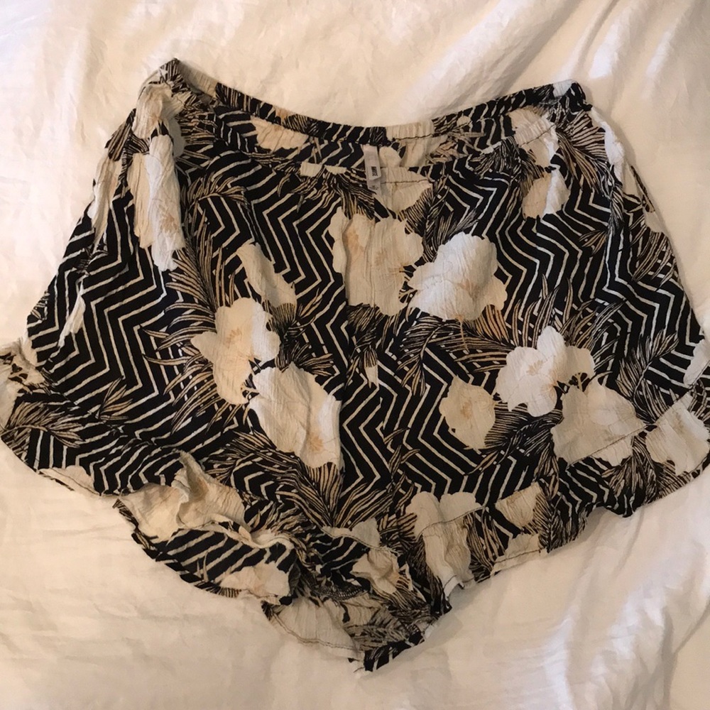Amuse Society Shorts